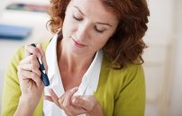 Сахарный диабет 2 типа: симптомы у женщин, признаки и лечение