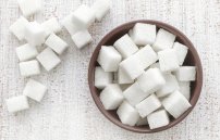 Чем лучше заменить сахар ребенку, каким сахарозаменителем?